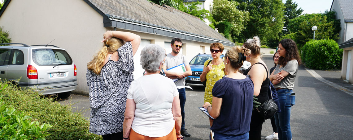 Regroupement entre Val Touraine Habitat et des locataires